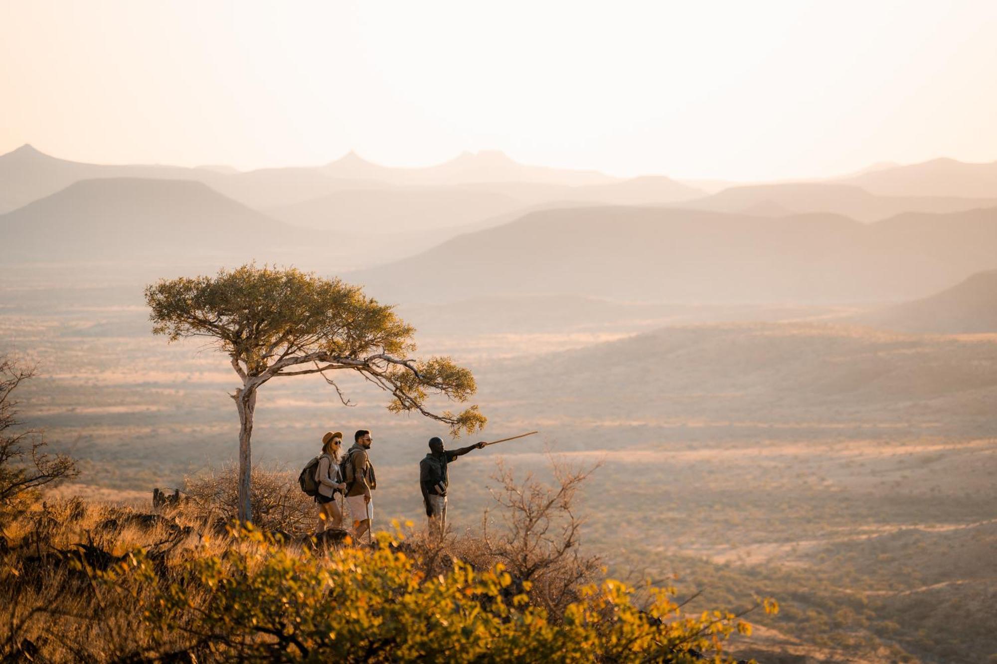 Etendeka Mountain Camp Damaraland Exterior photo